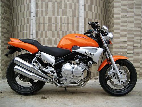 摩托車(chē)