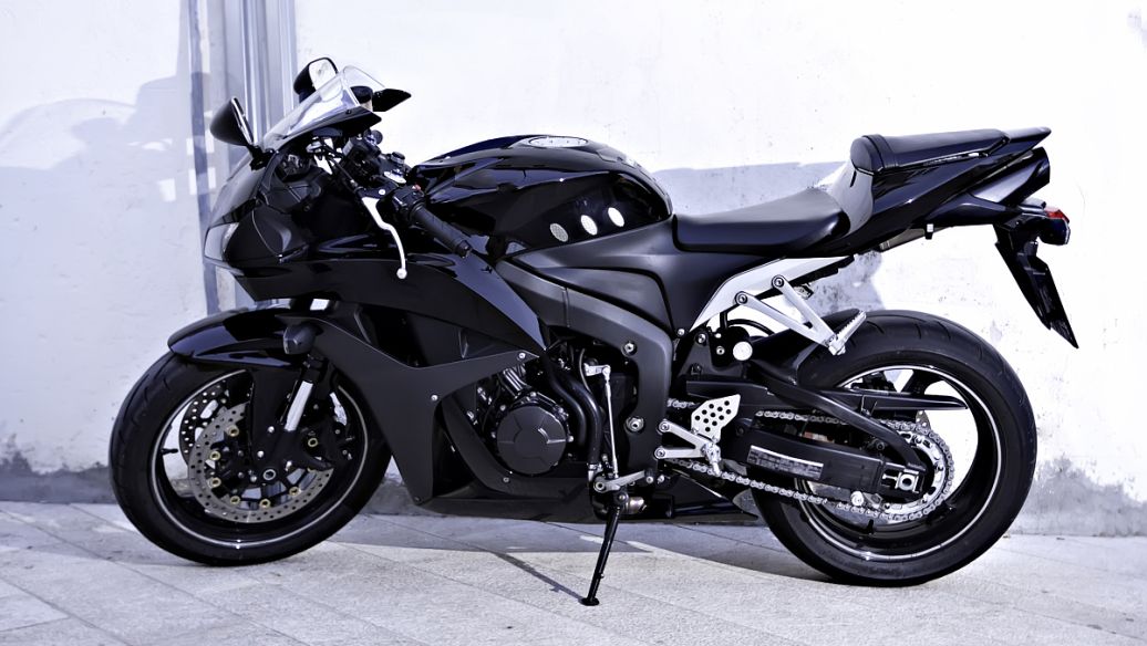 摩托車(chē)